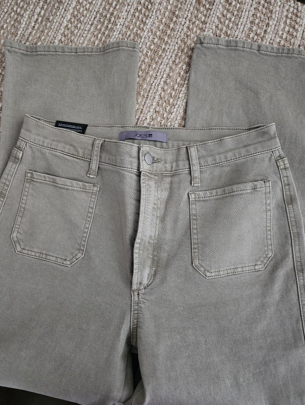 Joe's Jeans High Rise 26" Crop Bootcut Sage Green Size 10 Womens